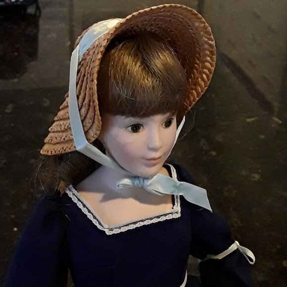 15" Vintage Bisque Dress-Up Sister Dolls with stands - Picture 7 of 13